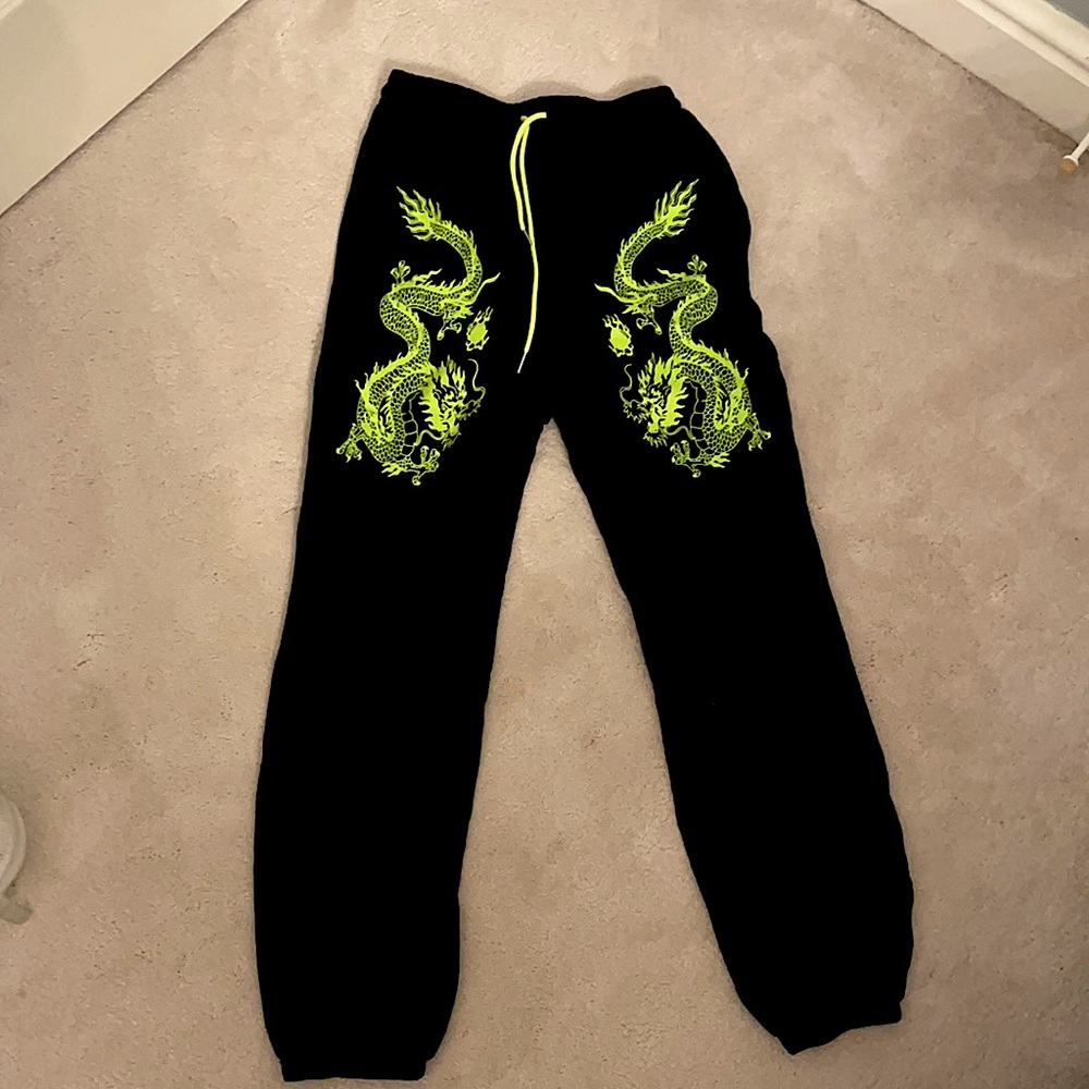 Dragon sweat pants very comfy